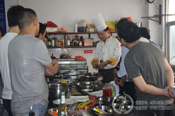 九门寨夏季教学培训课程展开
